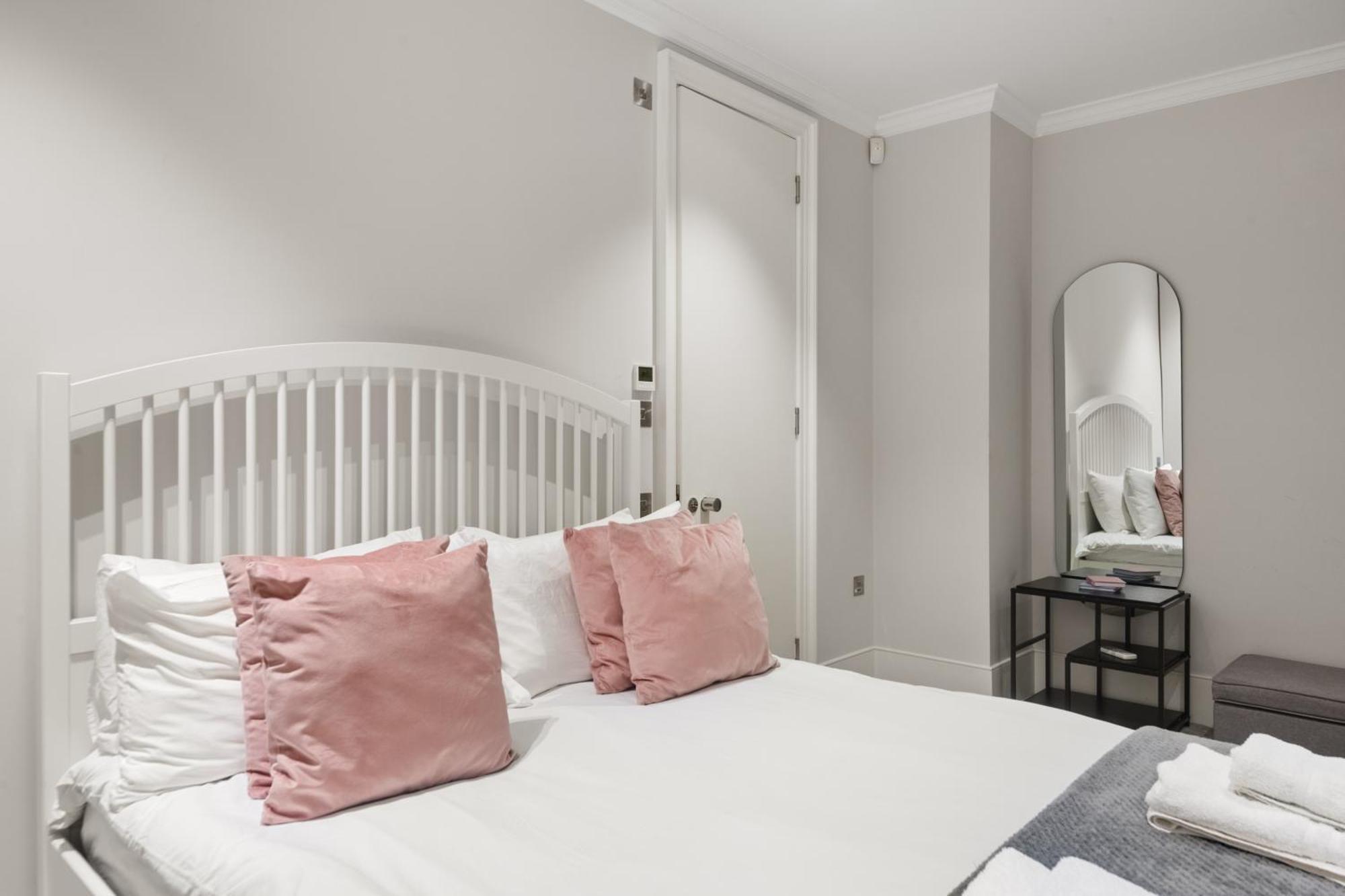 Sg, Chic Covent Garden Apartment London Exterior photo